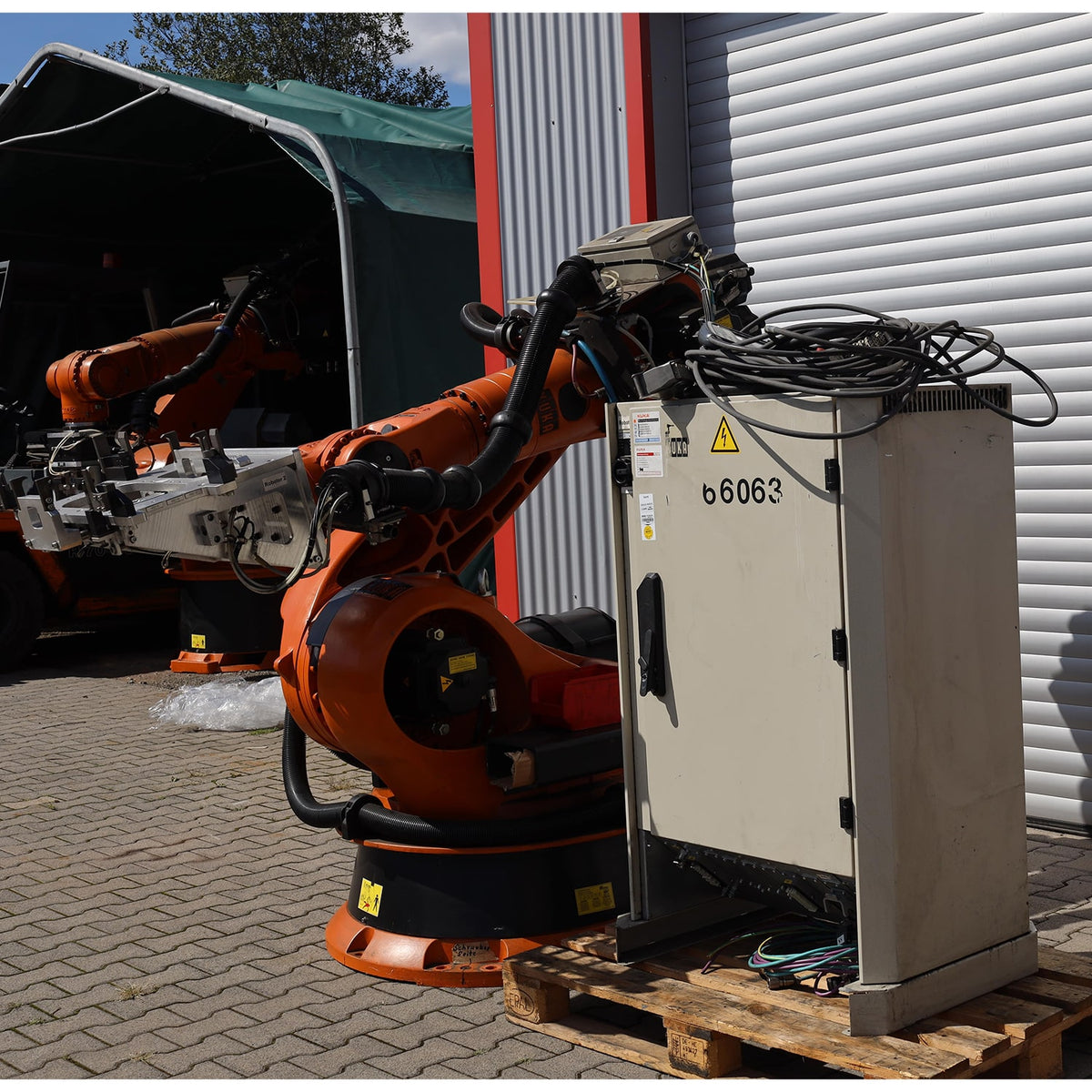 KR210 + KR C2