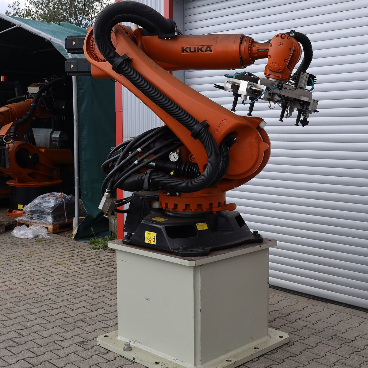 KR210 R2700 extra
