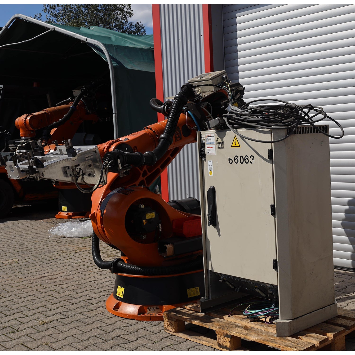 KR210 + KR C2